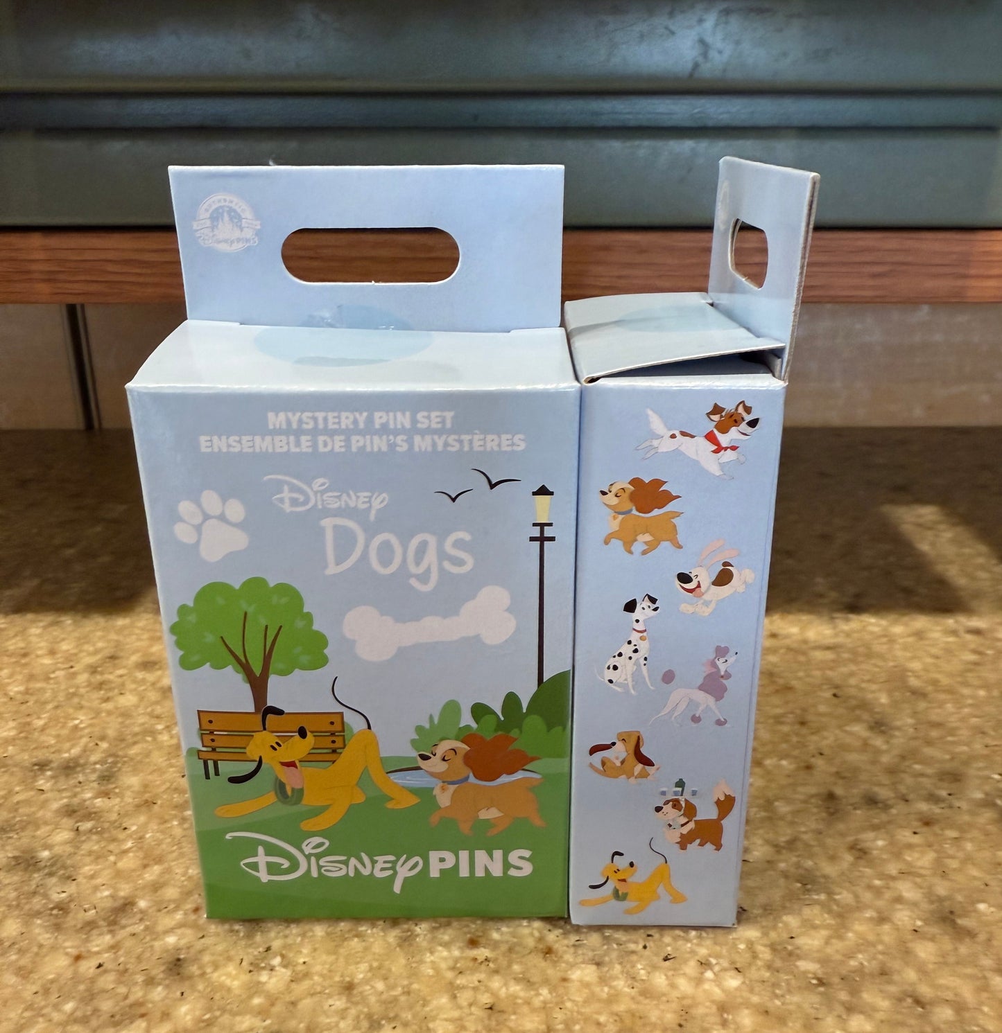 Disney Dog 2 Pin Mystery Box