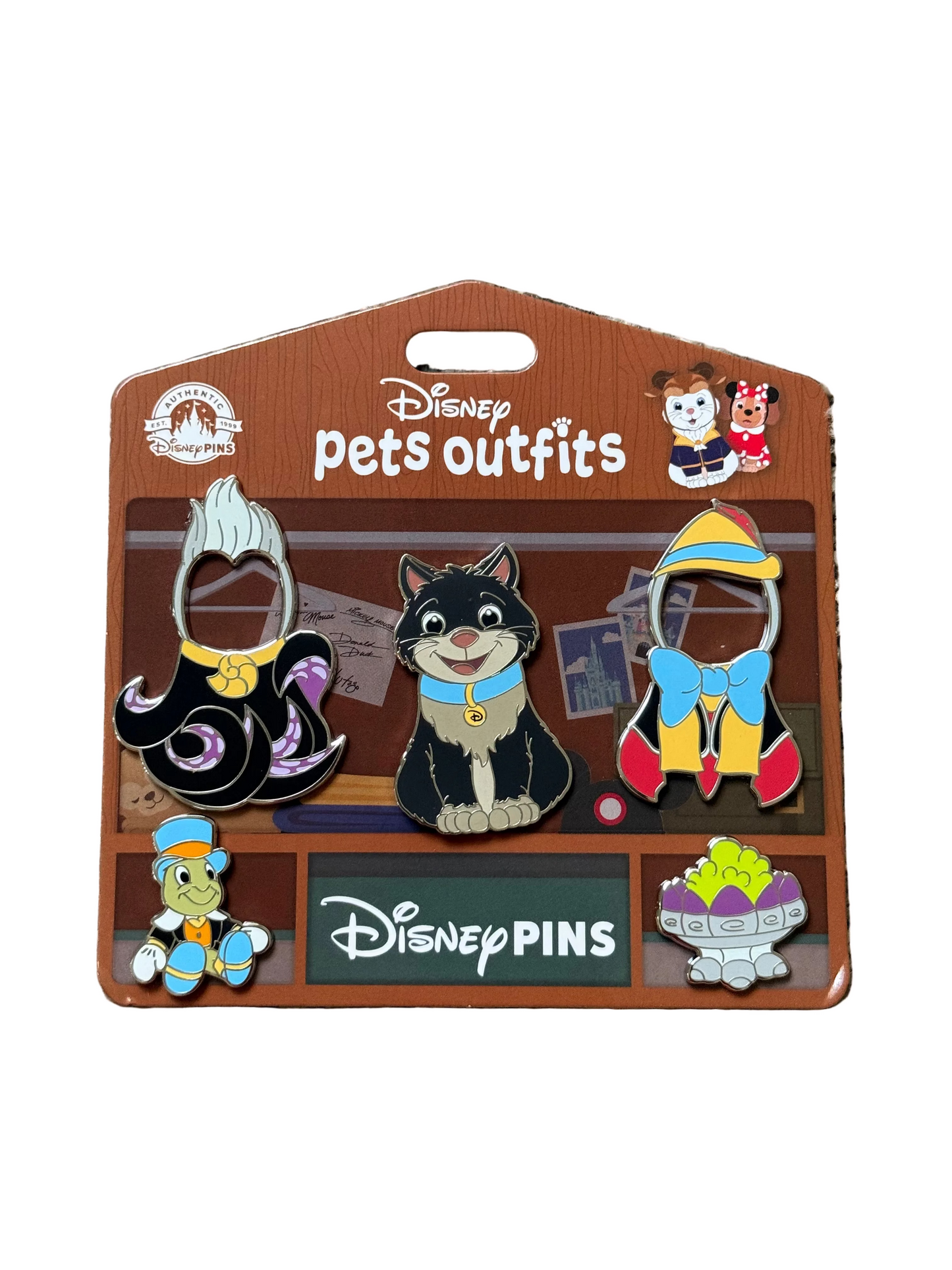 Disney Pets Outfits