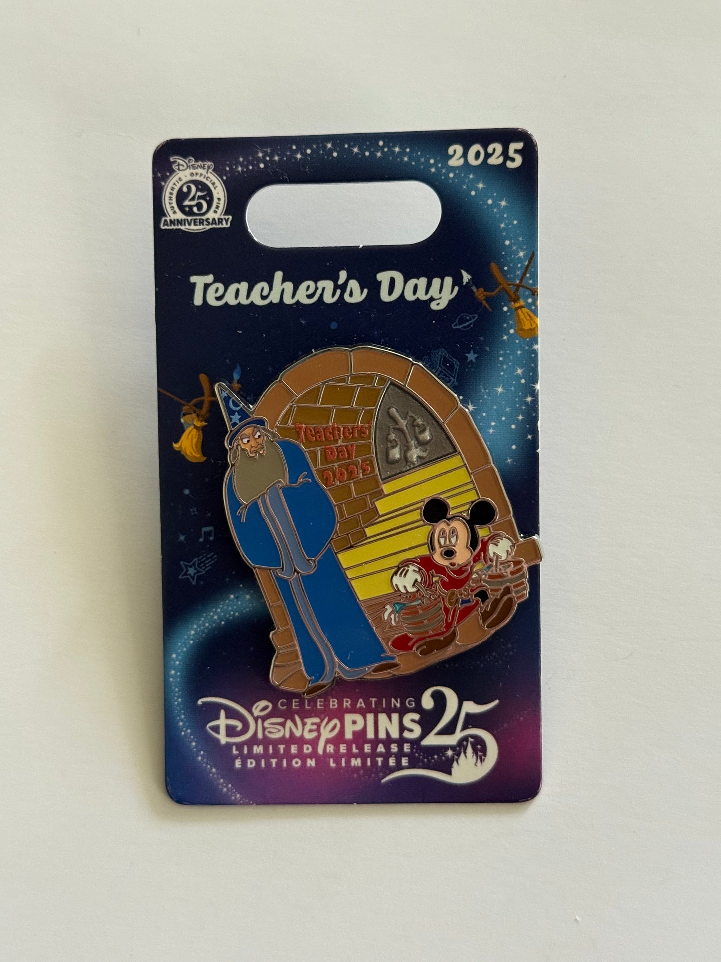 Teacher Day Sorcerer Mickey