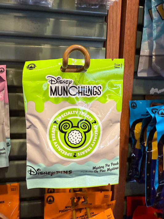 Munchlings Series 3 5 Pin Mystery Bag