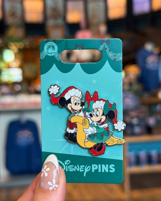 Mickey And Minnie Christmas OE