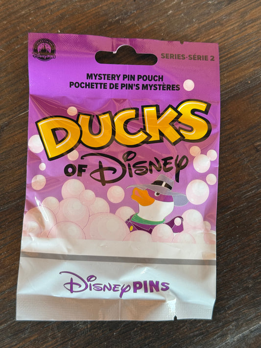 Series 2 Disney Ducks 5 pins per bag